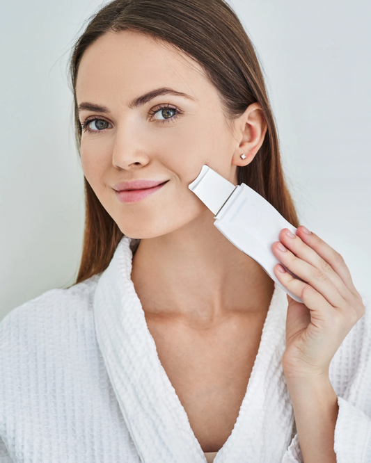 GlowLift™ Ultrasonic Skin Scrubber – Blackhead Remover & Facial Lifting Tool