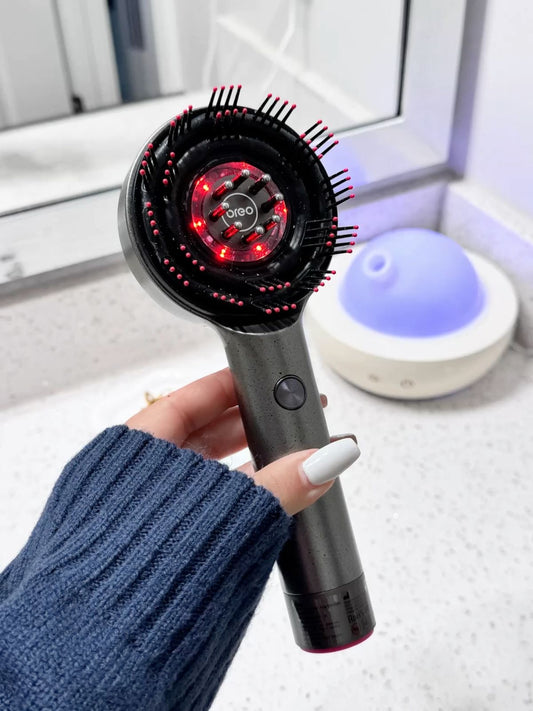 Hot Girl Scalp Therapy Brush – Infrared Hair Regrowth + Massage Tool